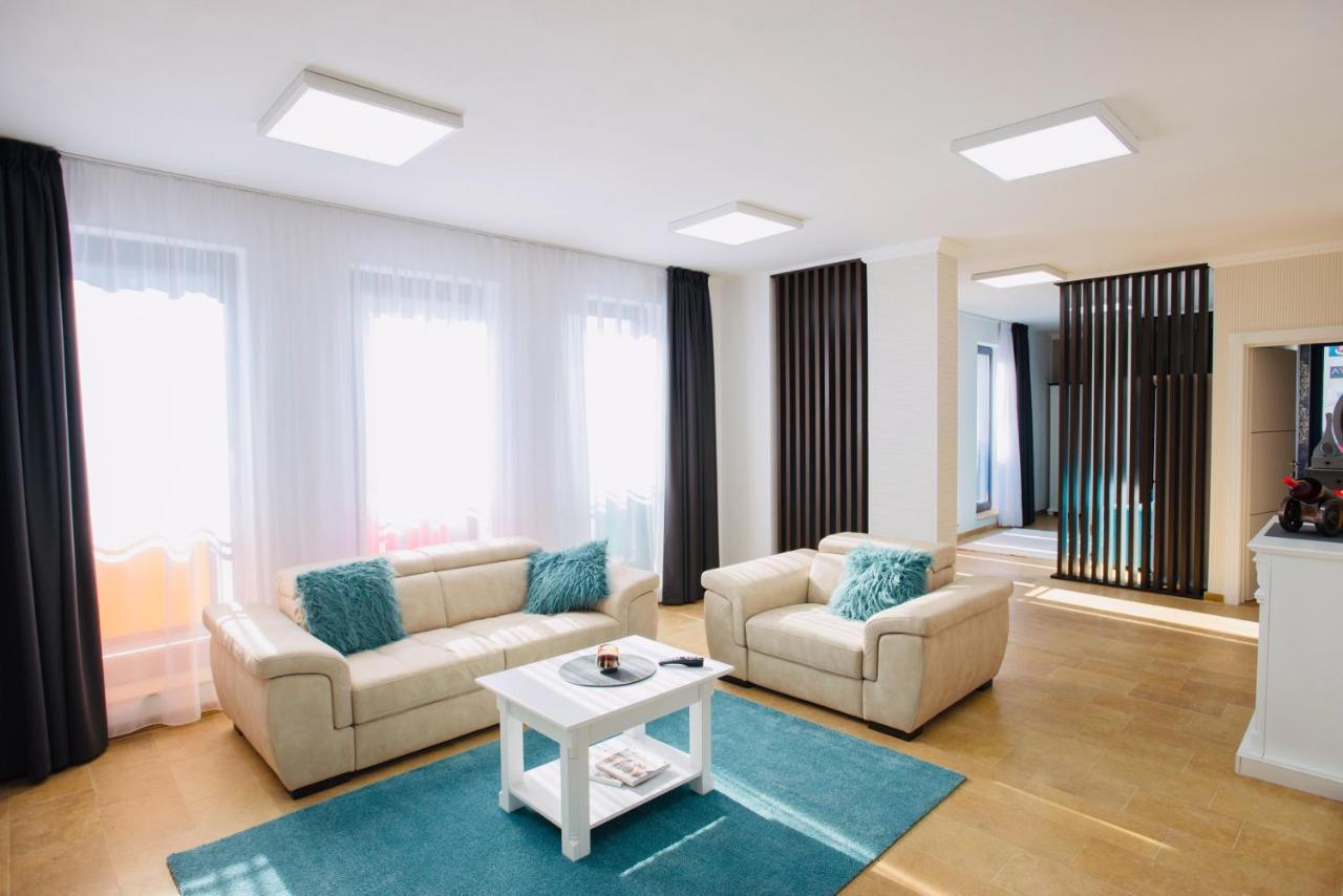 Lira Holiday Apartments Сату-Маре Экстерьер фото
