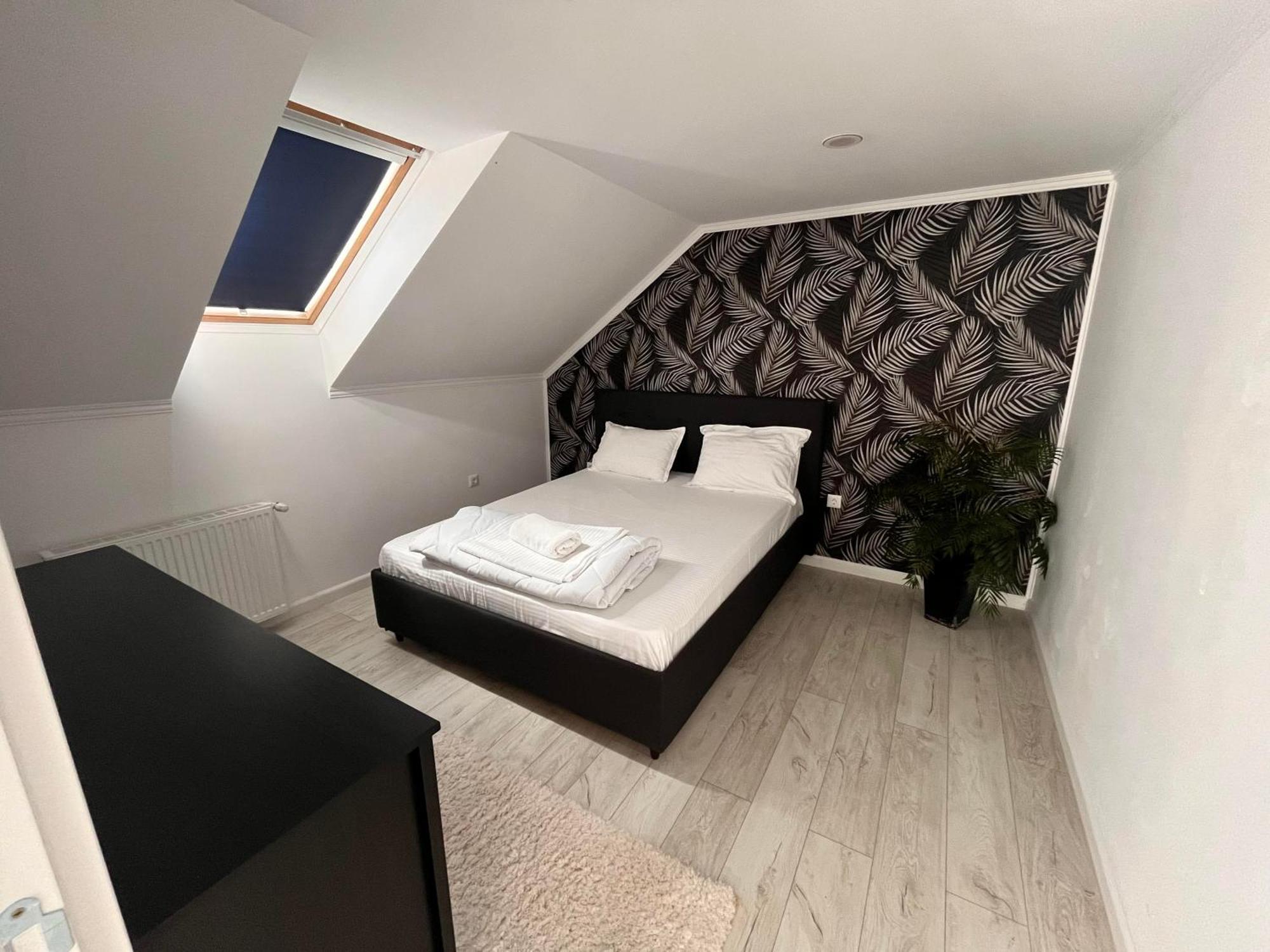 Lira Holiday Apartments Сату-Маре Экстерьер фото